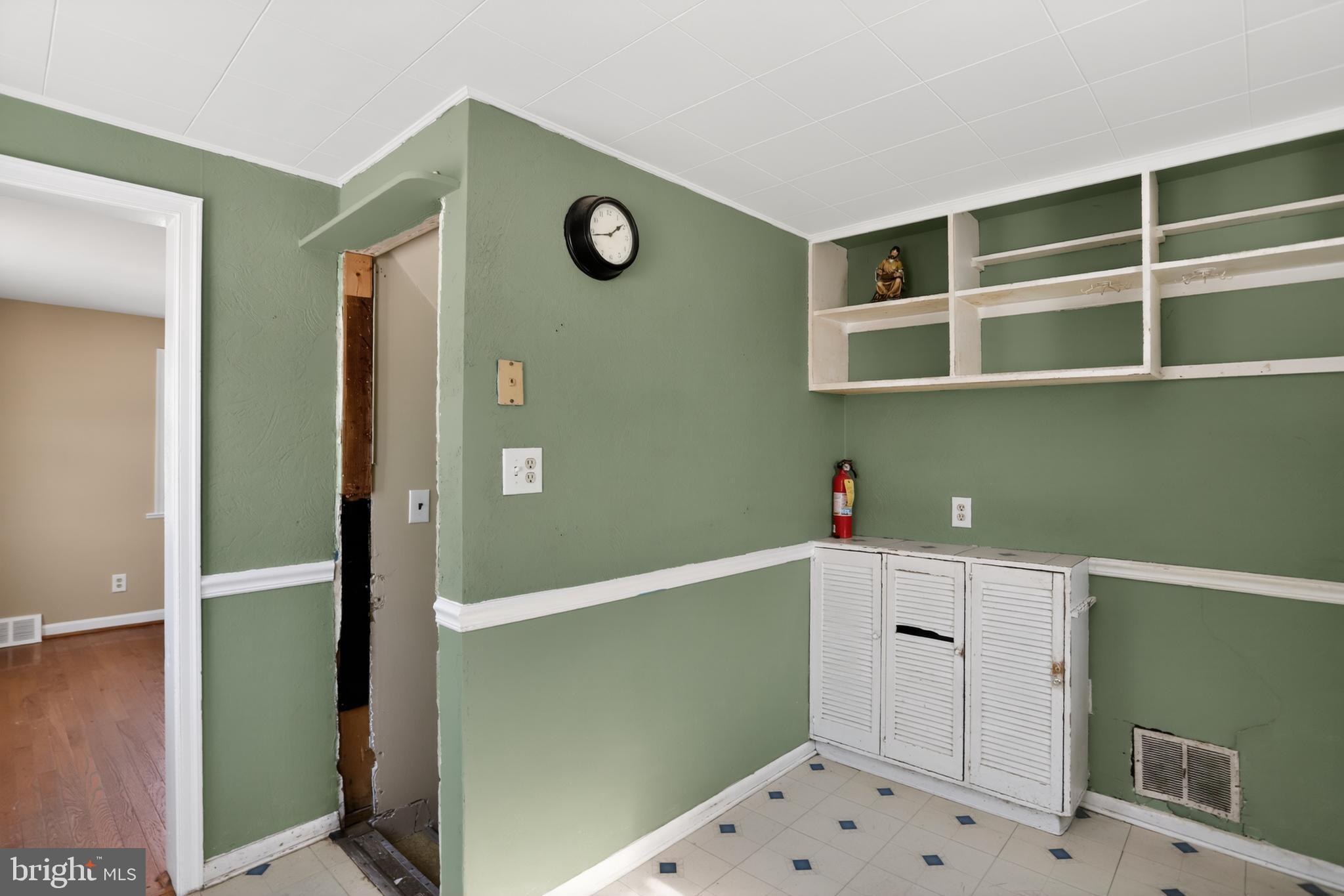 1825 Dutton Mill Road Aston, PA 19014 - Photo 22 of 38