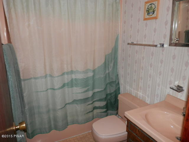 2651 Boulder Road Lake Ariel, PA 18436 - Photo 26 of 86