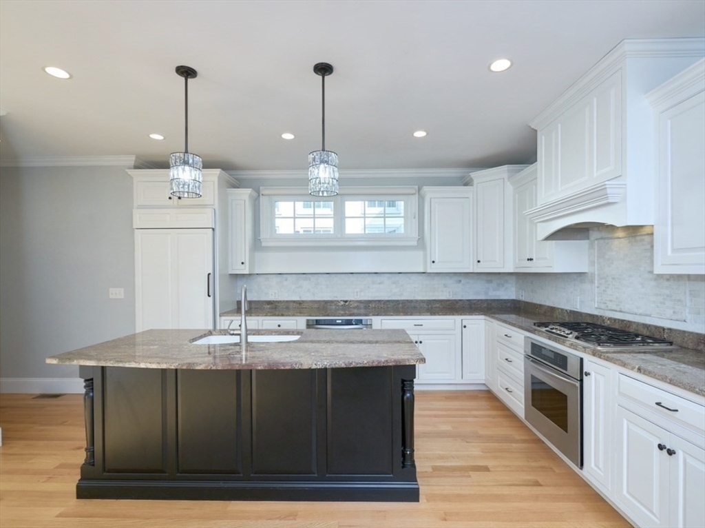 3 Maple Street, Unit 3 Medfield, MA 02052 - Photo 10 of 42