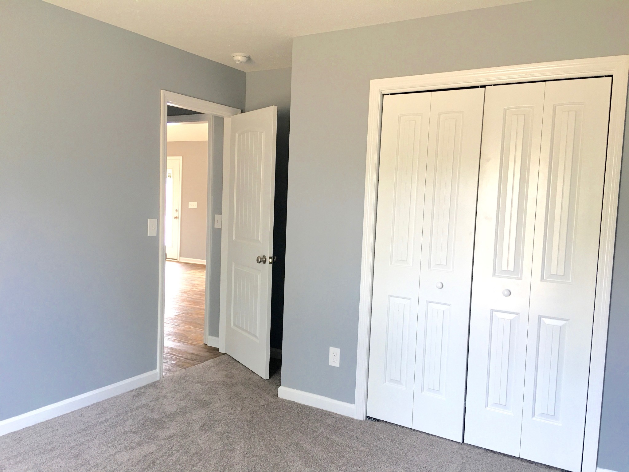 154 Limestone Road Elora, TN 37328 - Photo 8 of 17 an empty room with window
