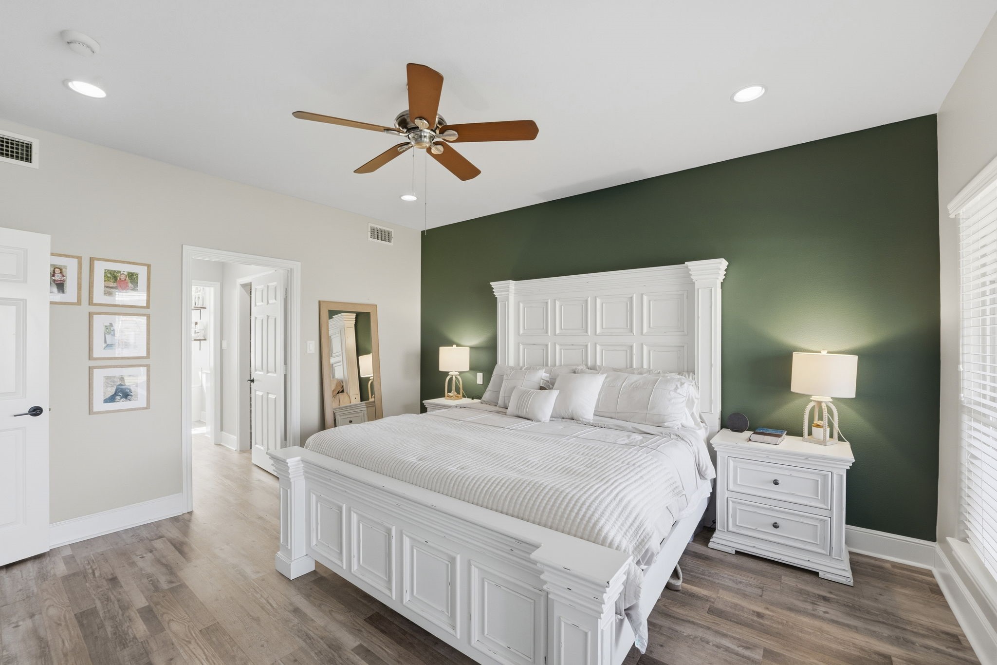 3411 Ripplewind Court Montgomery, TX 77356 - Photo 21 of 49 Primary Bedroom
