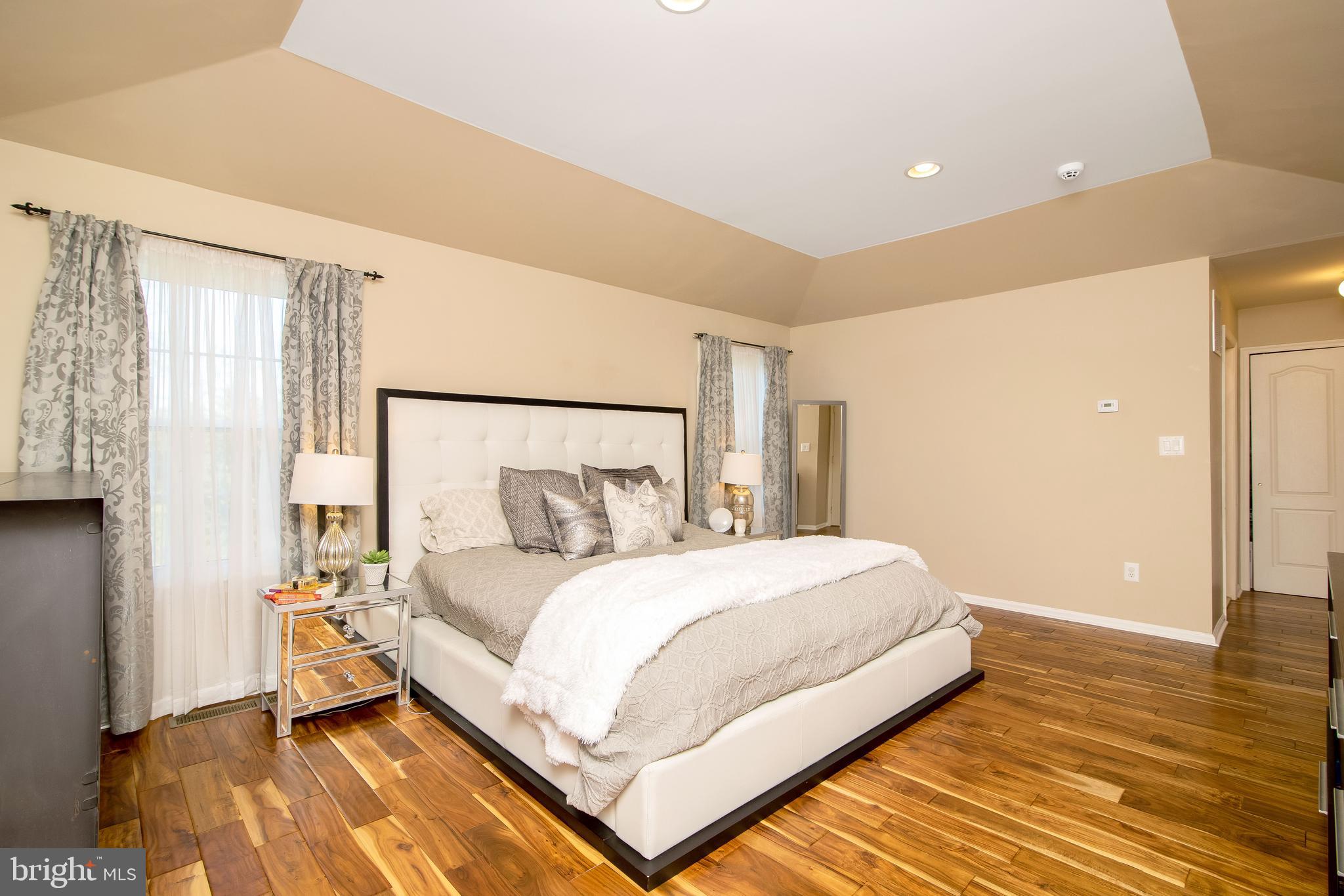 18 Riding Run Drive Marlton, NJ 08053 - Photo 22 of 40 Master Bedroom