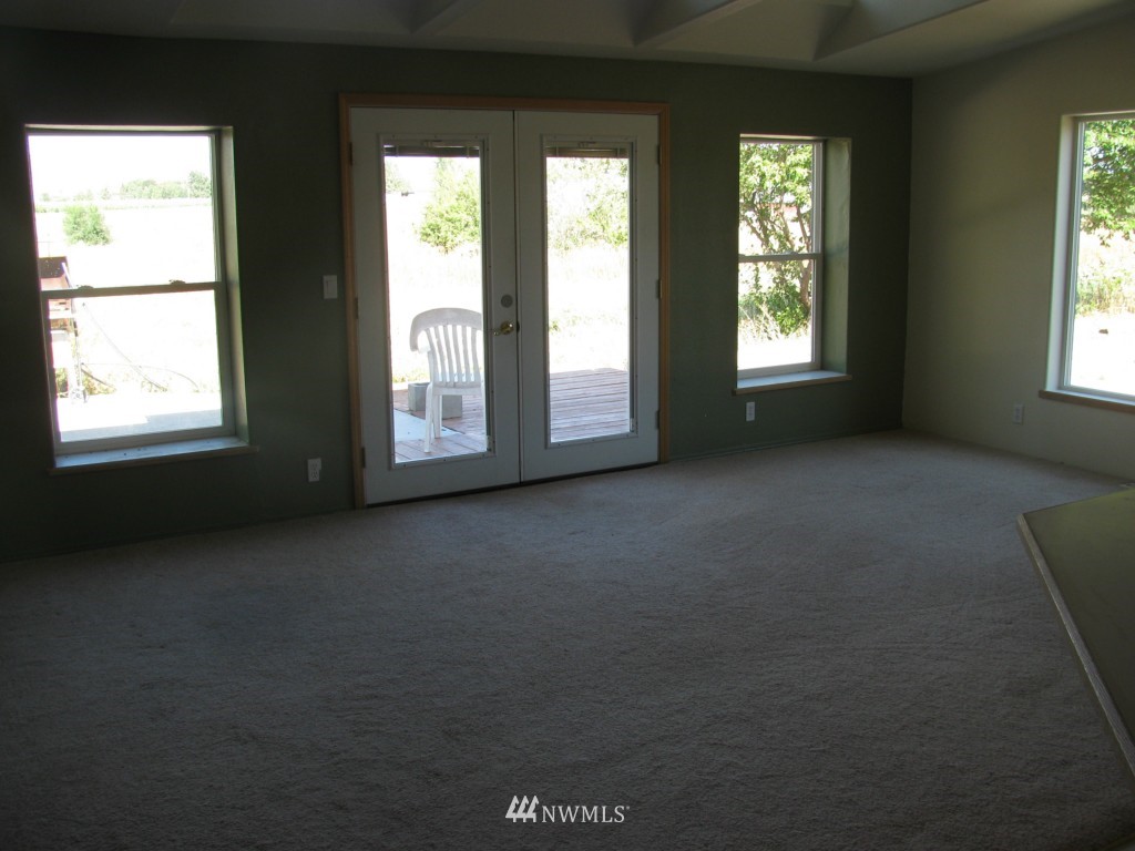 52 Woods Road Omak, WA 98841 - Photo 5 of 24