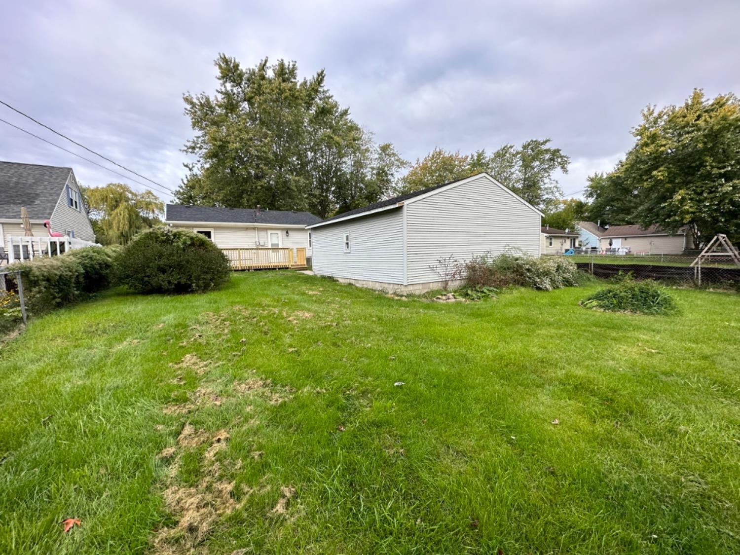 703 Juniper Road Valparaiso, IN 46385 - Photo 5 of 16 1500x1125