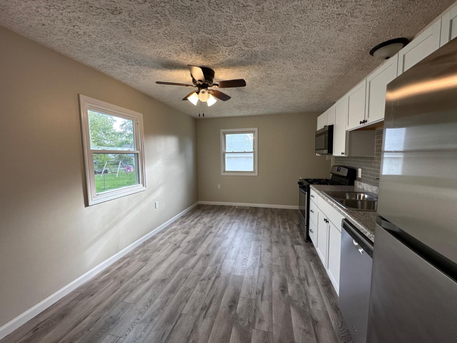 703 Juniper Road Valparaiso, IN 46385 - Photo 7 of 16 1500x1125
