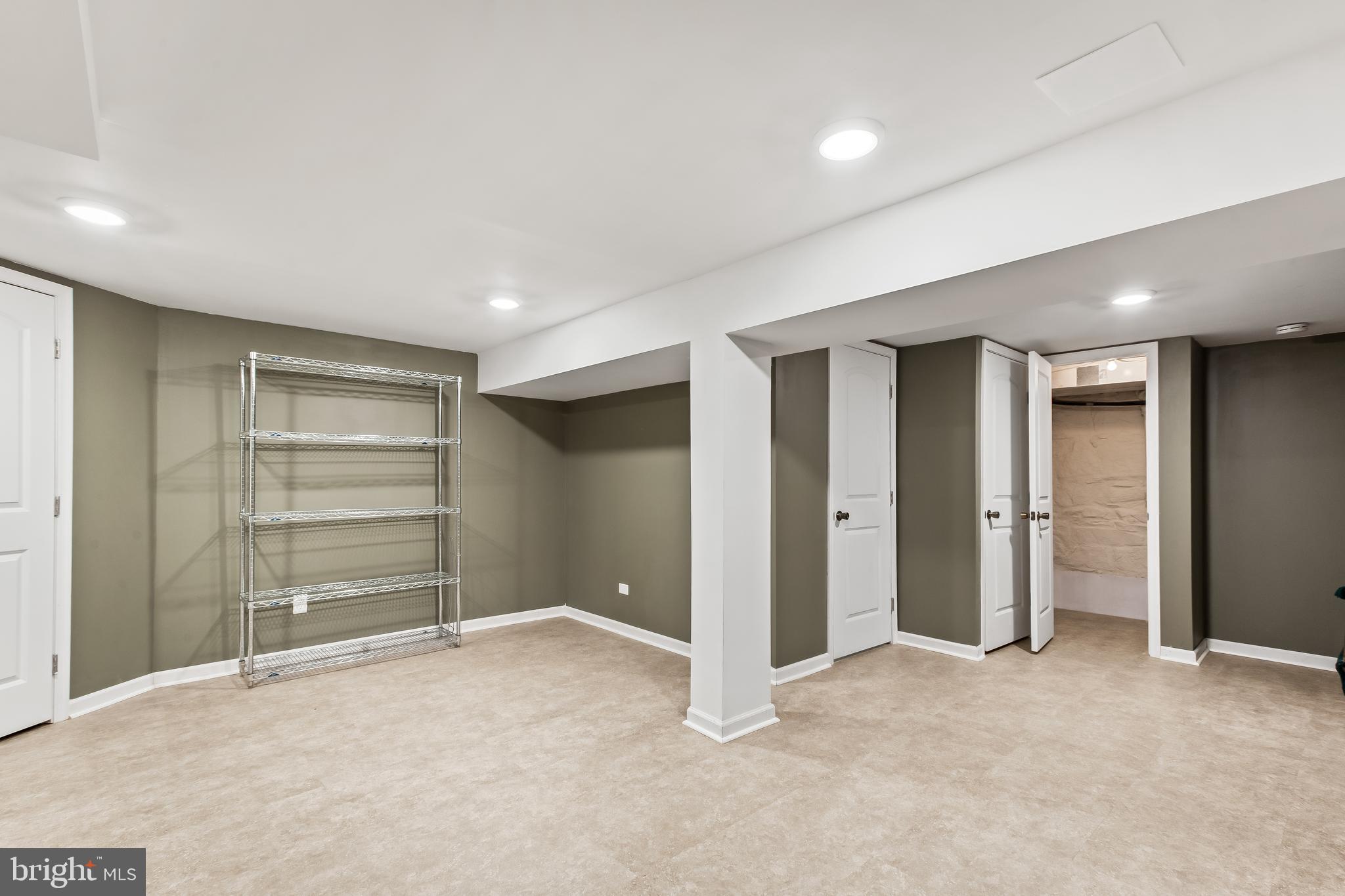 302 Weatherbee Road Towson, MD 21286 - Photo 39 of 46 Family room in lower level