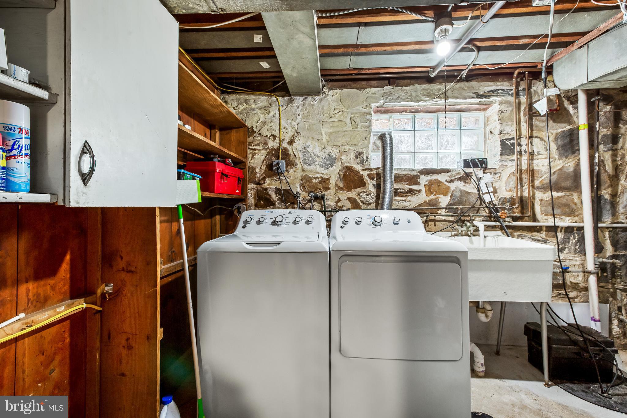 302 Weatherbee Road Towson, MD 21286 - Photo 42 of 46 New washer and dryer