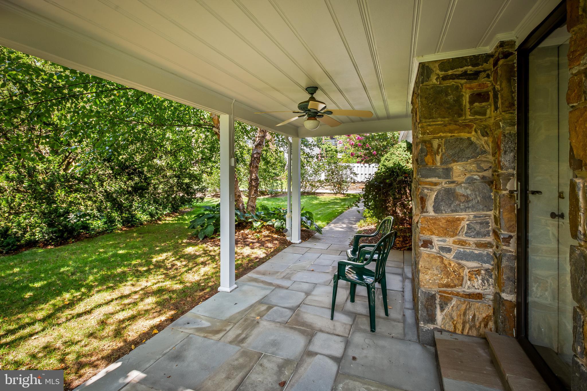 302 Weatherbee Road Towson, MD 21286 - Photo 10 of 46 Looks toward stream