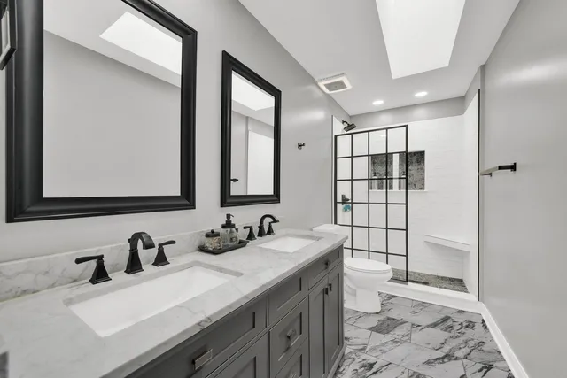 $664,900 | 4823 West 106th Street, Oak Lawn, IL 60453