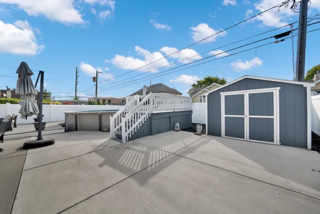 $664,900 | 4823 West 106th Street, Oak Lawn, IL 60453