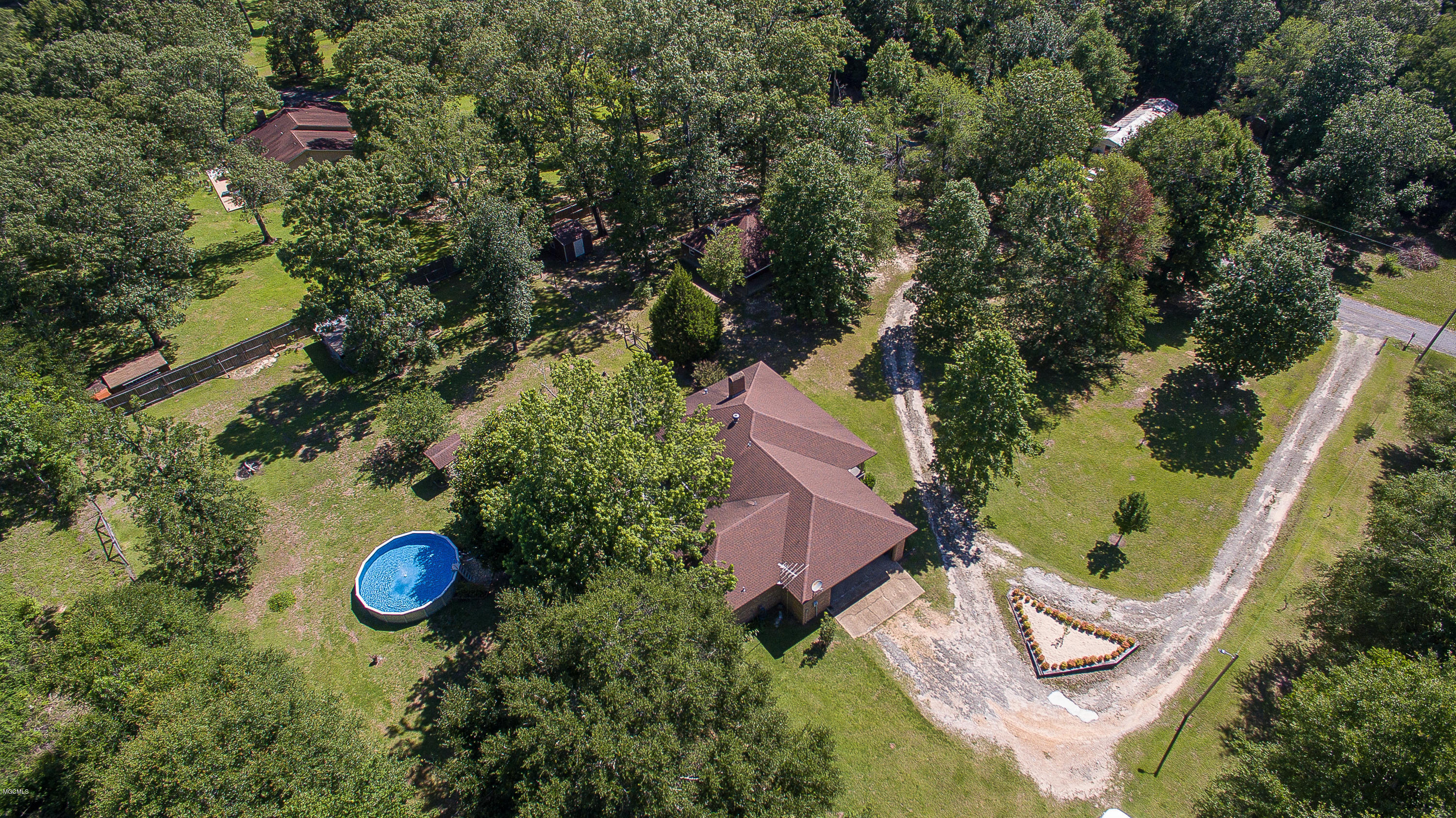 96 Denson Road Wiggins, MS 39577 - Photo 3 of 50 96 Denson-203