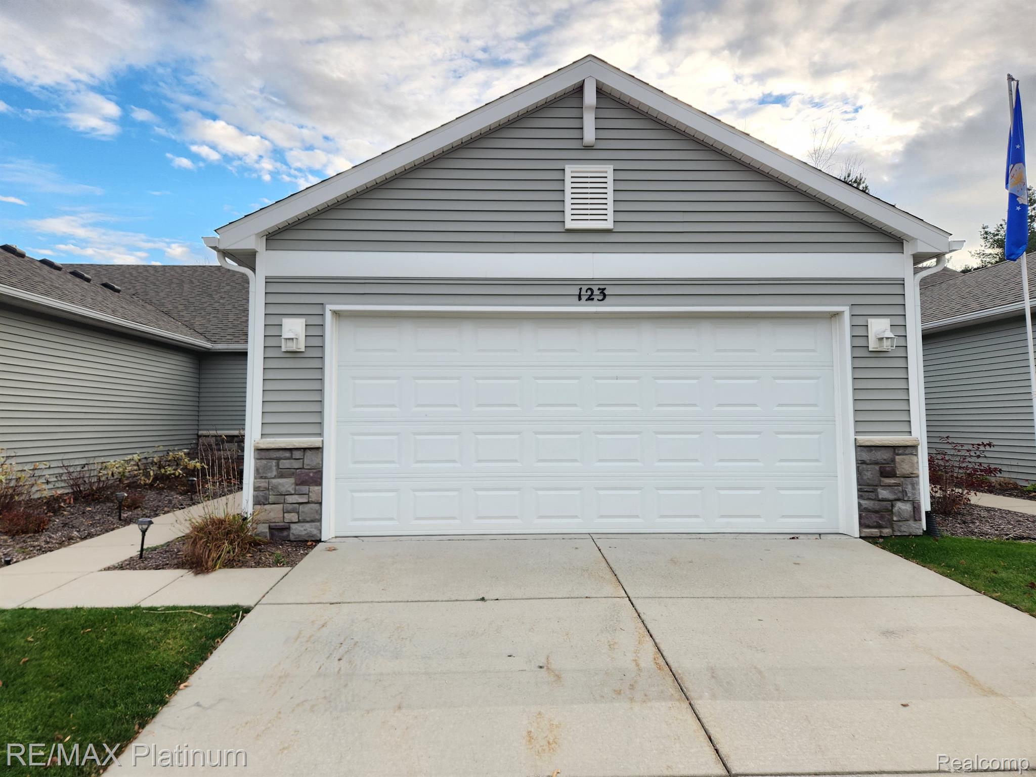 123 Sedum Road Howell, MI 48843 - Photo 17 of 18 123 Sedum