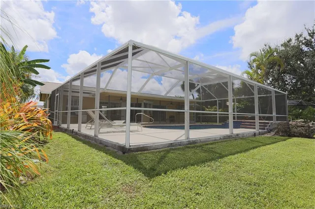 $2,995 | 4480 Beechwood Lake Drive, Naples, FL 34112