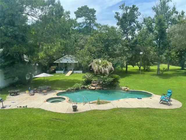 a view of a golf course with a park