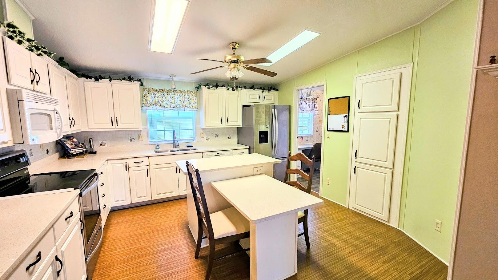 255 Shells End Place, Unit 361 Cocoa, FL 32926 - Photo 16 of 26 Kitchen View