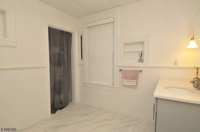 $2,500 | 76 Western Avenue, Unit 2, Morristown, NJ 07960