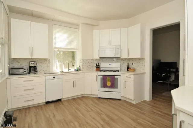 $2,500 | 76 Western Avenue, Unit 2, Morristown, NJ 07960