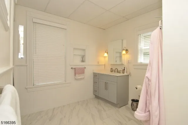 $2,500 | 76 Western Avenue, Unit 2, Morristown, NJ 07960