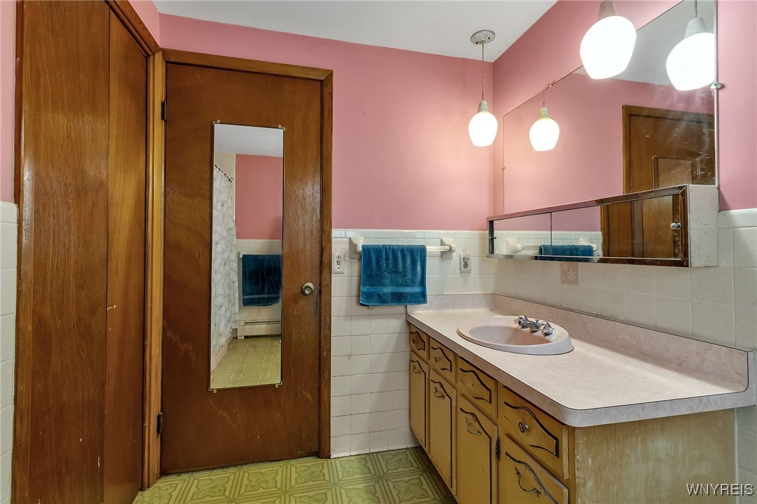 6393 Aiken Road Pendleton, NY 14094 - Photo 32 of 47