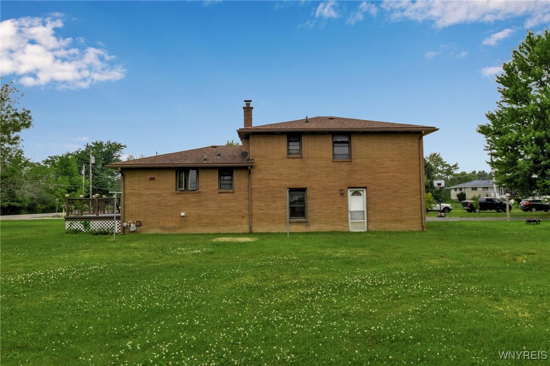 6393 Aiken Road Pendleton, NY 14094 - Photo 37 of 47