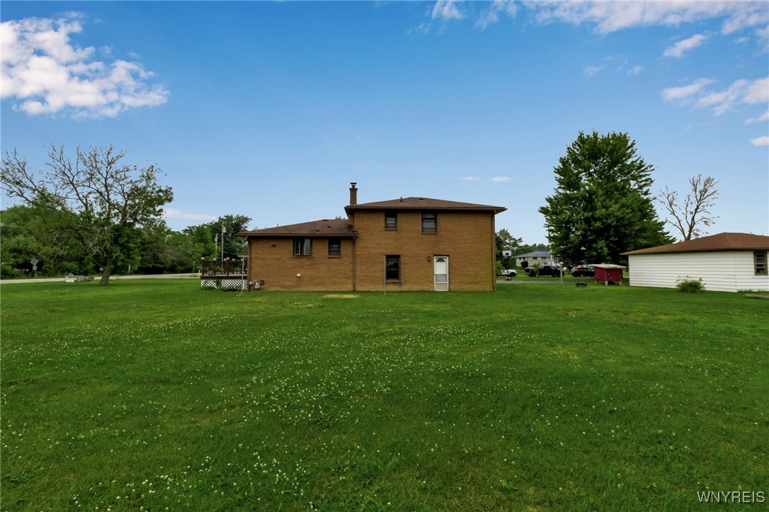 6393 Aiken Road Pendleton, NY 14094 - Photo 38 of 47