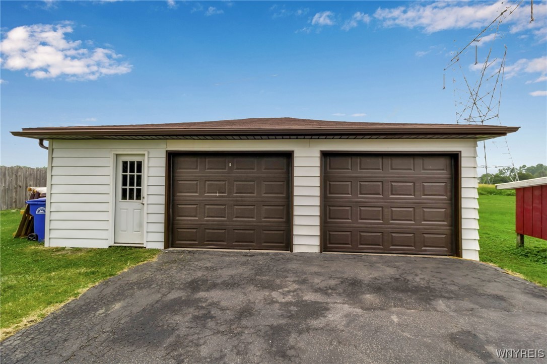 6393 Aiken Road Pendleton, NY 14094 - Photo 43 of 47