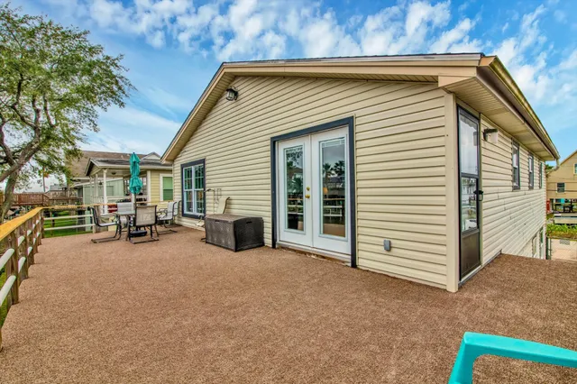 $409,000 | 14 Dolphin Street, Bayou Vista, TX 77563