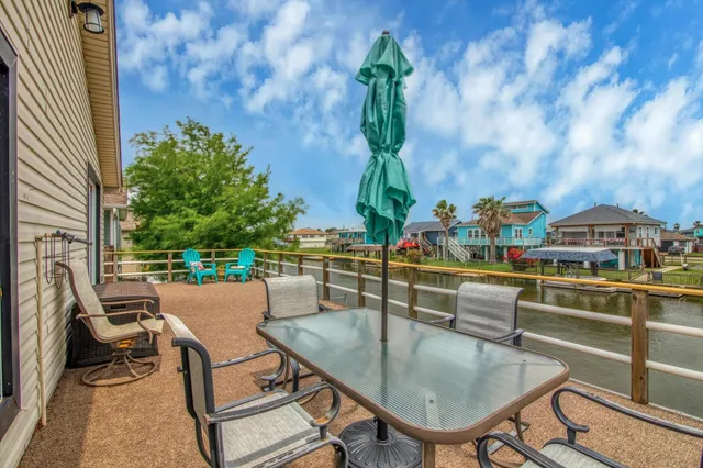 $409,000 | 14 Dolphin Street, Bayou Vista, TX 77563