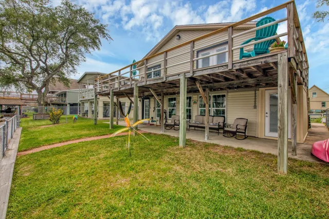 $409,000 | 14 Dolphin Street, Bayou Vista, TX 77563