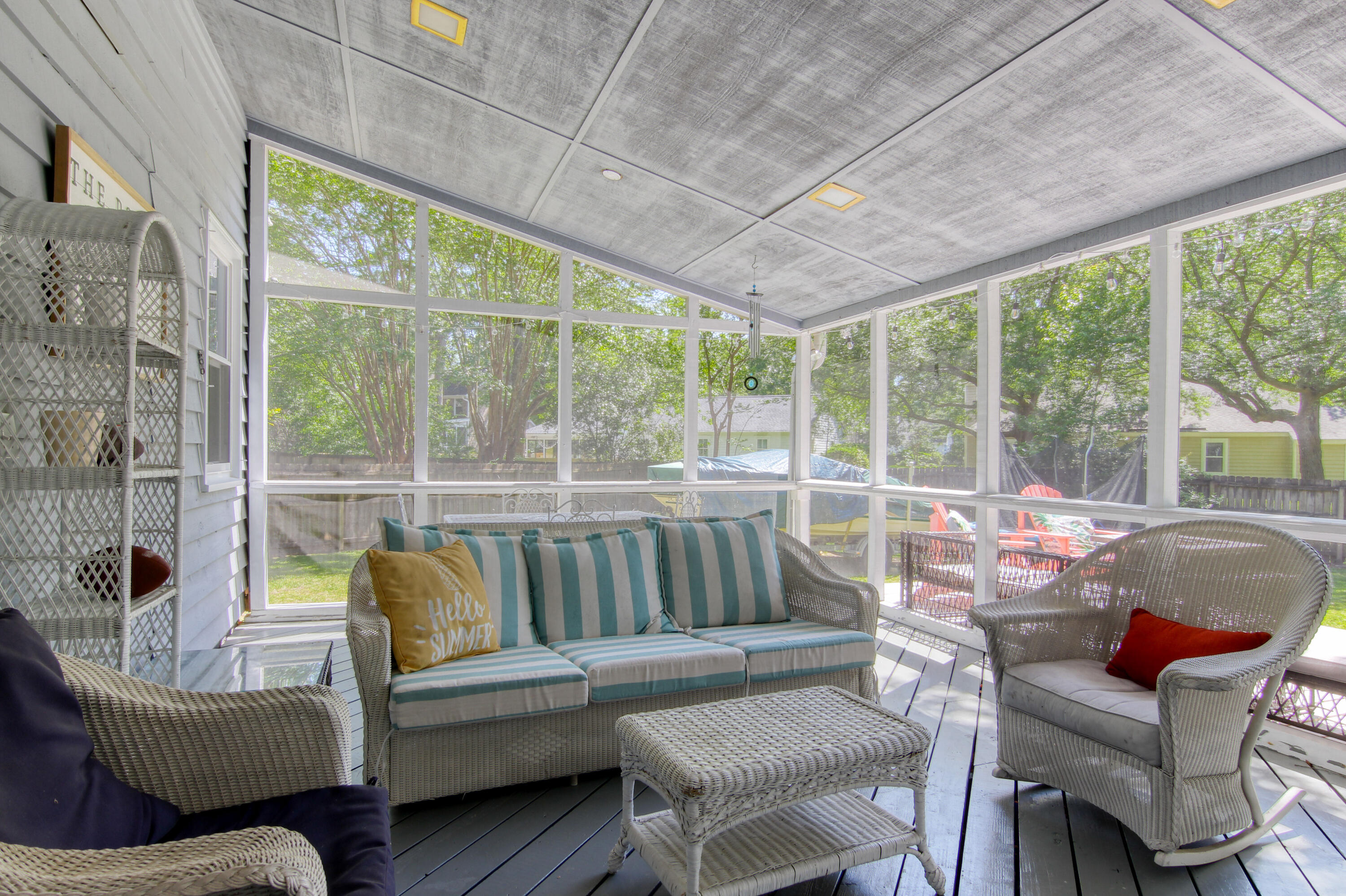 1128 Clapper Court Mount Pleasant, SC 29464 - Photo 15 of 30 1128ClapperCt-CasaVerdeMediaLLC49