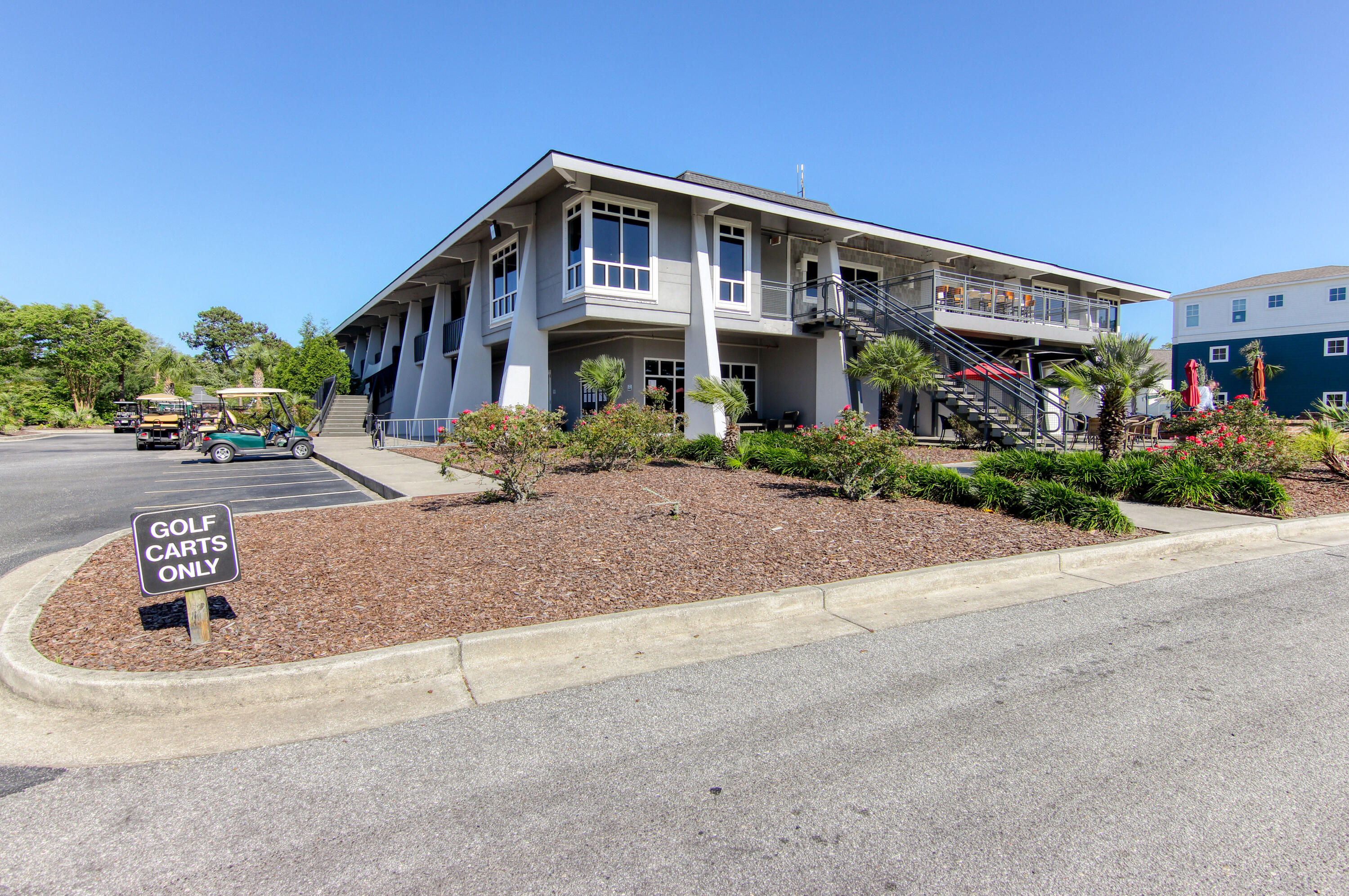 1128 Clapper Court Mount Pleasant, SC 29464 - Photo 28 of 30 1128ClapperCt-CasaVerdeMediaLLC58