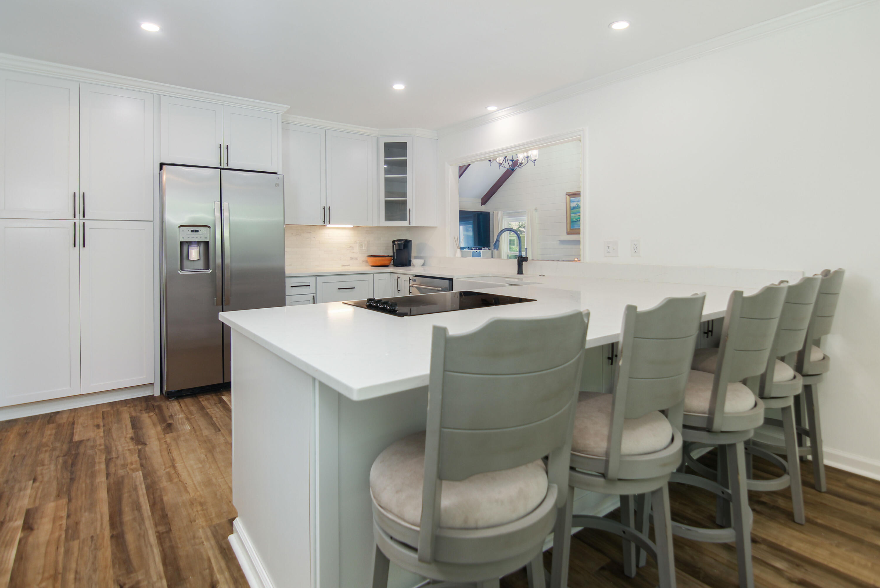 1128 Clapper Court Mount Pleasant, SC 29464 - Photo 6 of 30 1128ClapperCt-CasaVerdeMediaLLC46