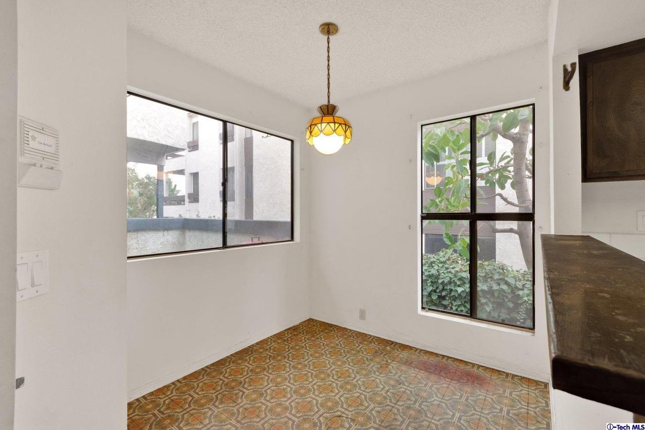1333 Valley View Road, Unit 4 Glendale, CA 91202 - Photo 9 of 24