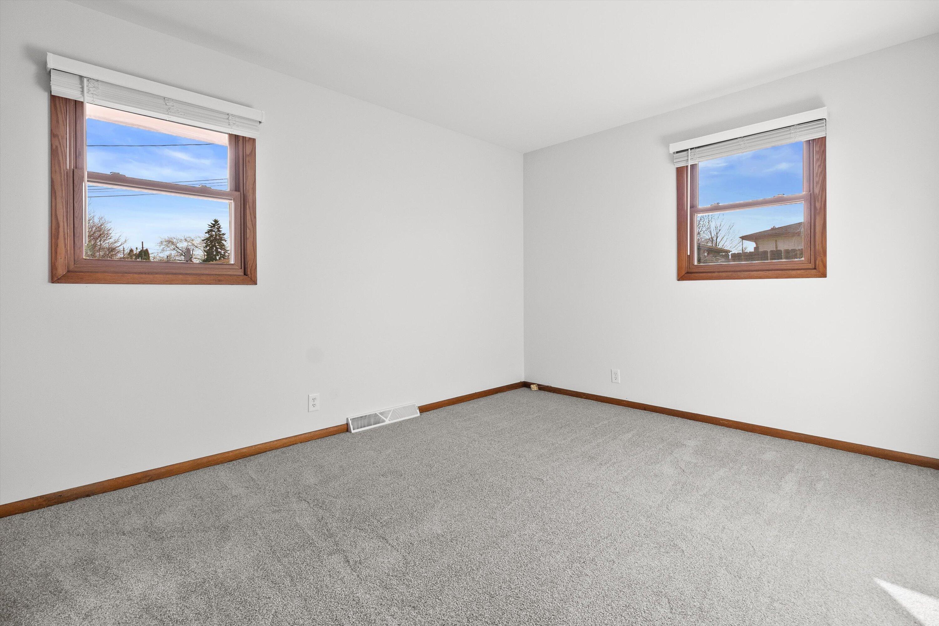 210 Echo Lane Racine, WI 53406 - Photo 18 of 31 2nd Bedroom