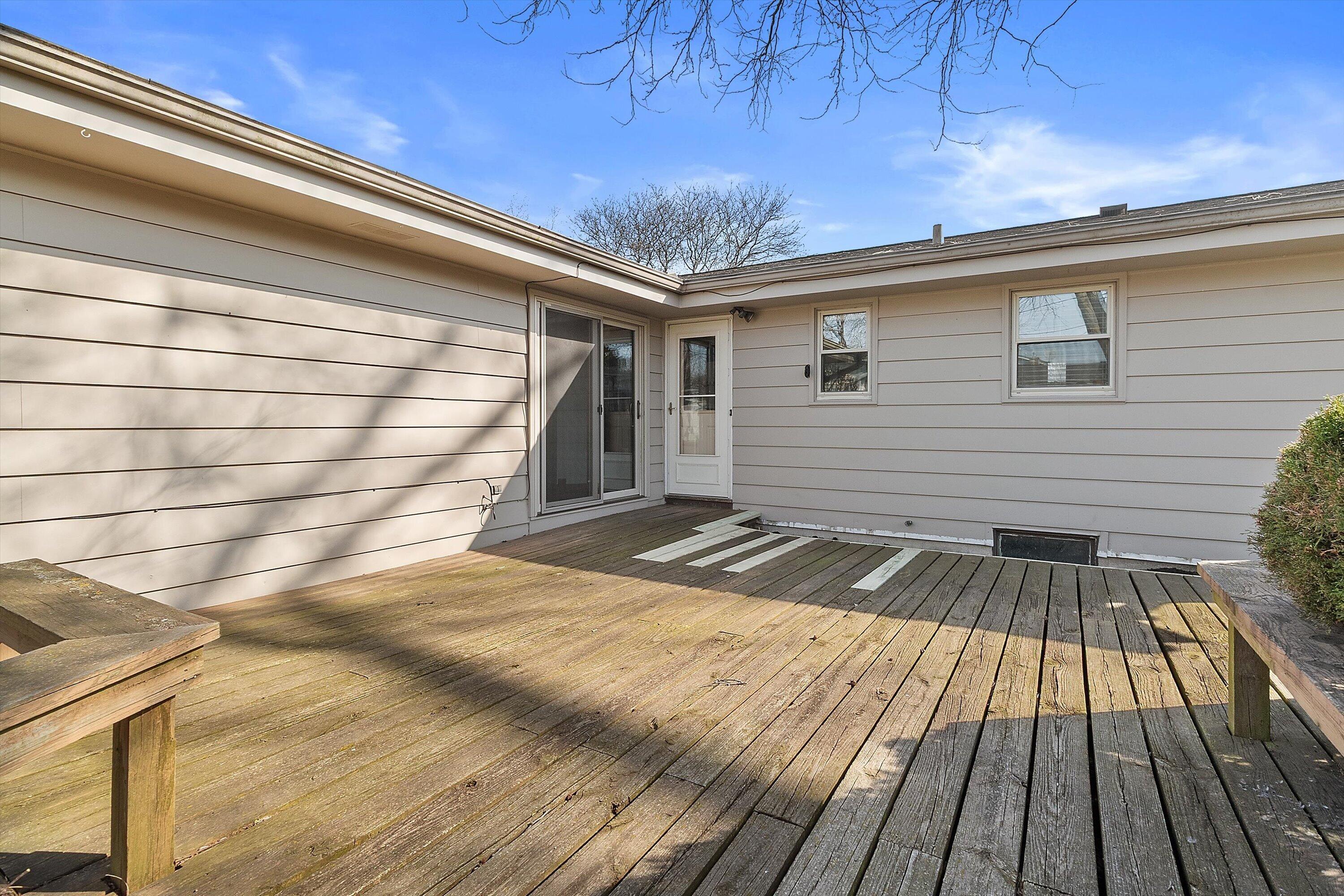 210 Echo Lane Racine, WI 53406 - Photo 24 of 31 Large Deck