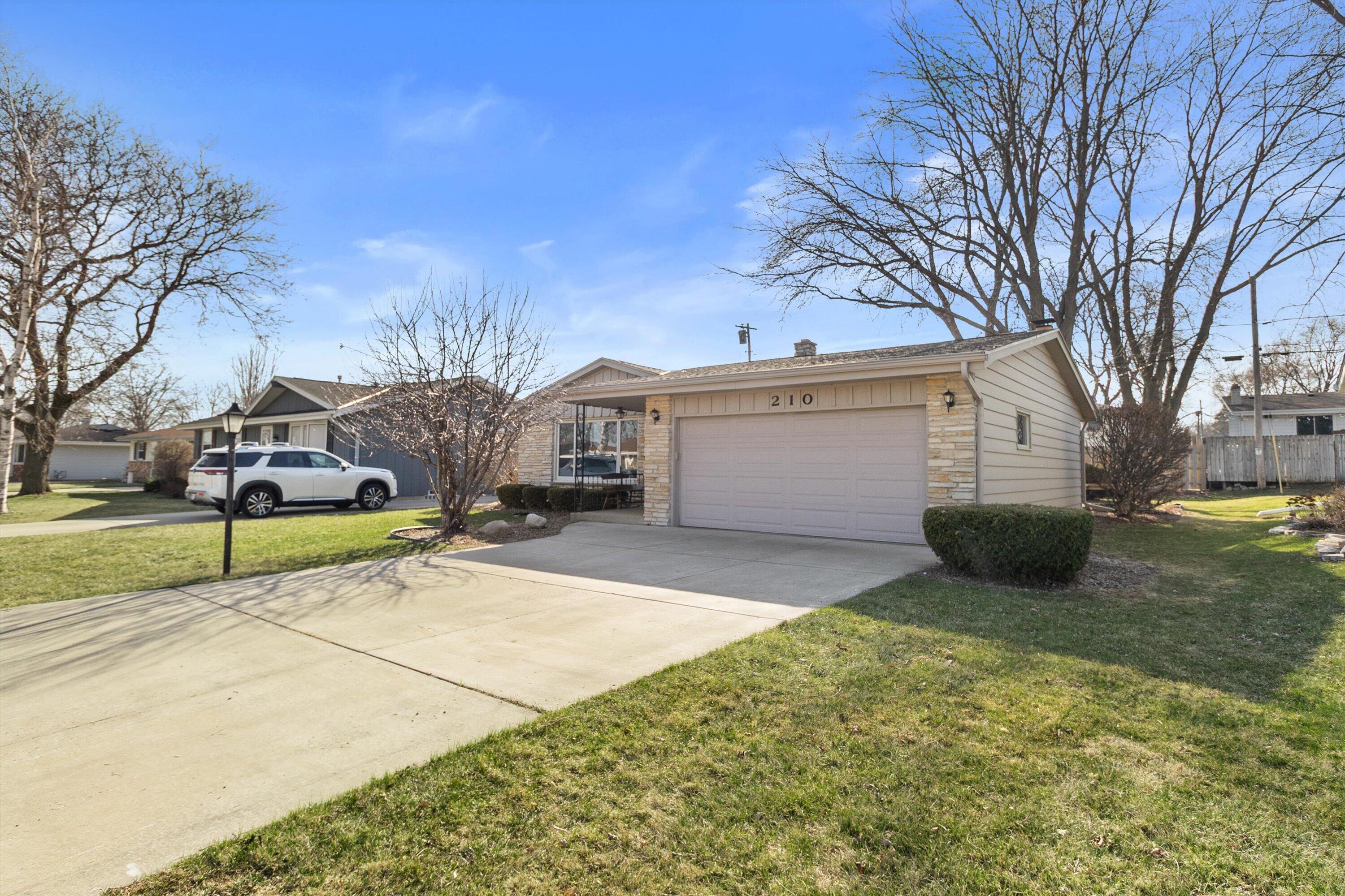 210 Echo Lane Racine, WI 53406 - Photo 29 of 31 30-E6A7516