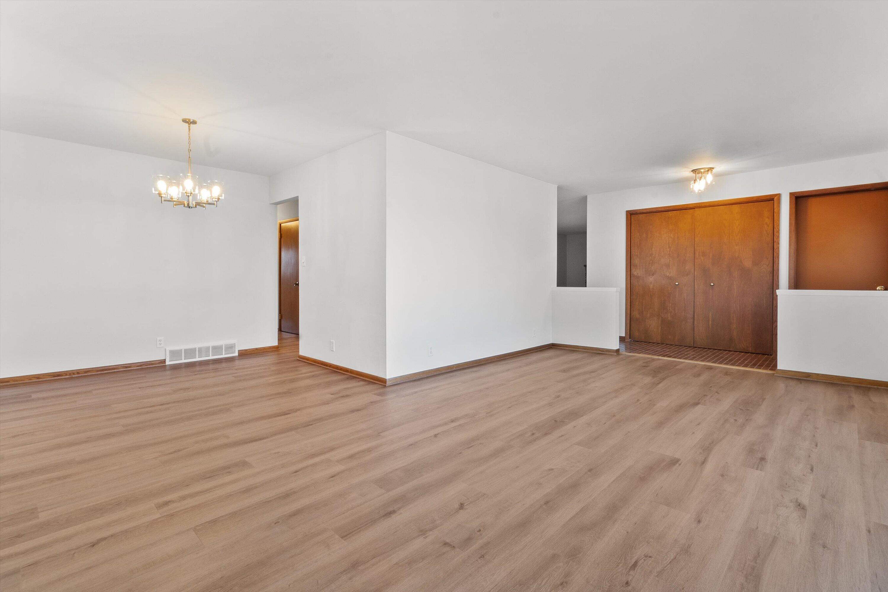 210 Echo Lane Racine, WI 53406 - Photo 6 of 31 Living/ Dining Room
