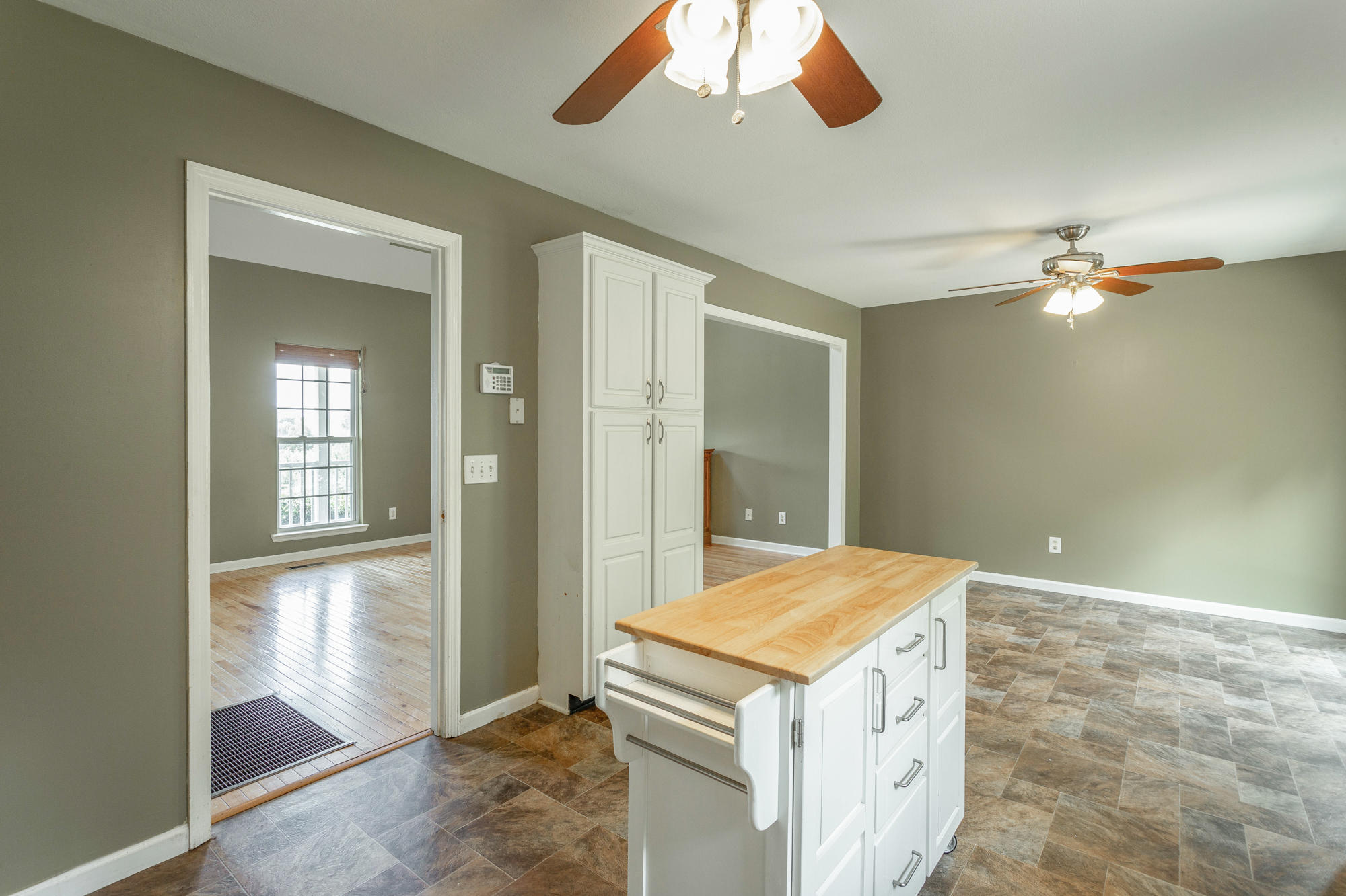51 North Ridge Drive LaFayette, GA 30728 - Photo 14 of 29 14. 51 N Ridge Dr. HD-24