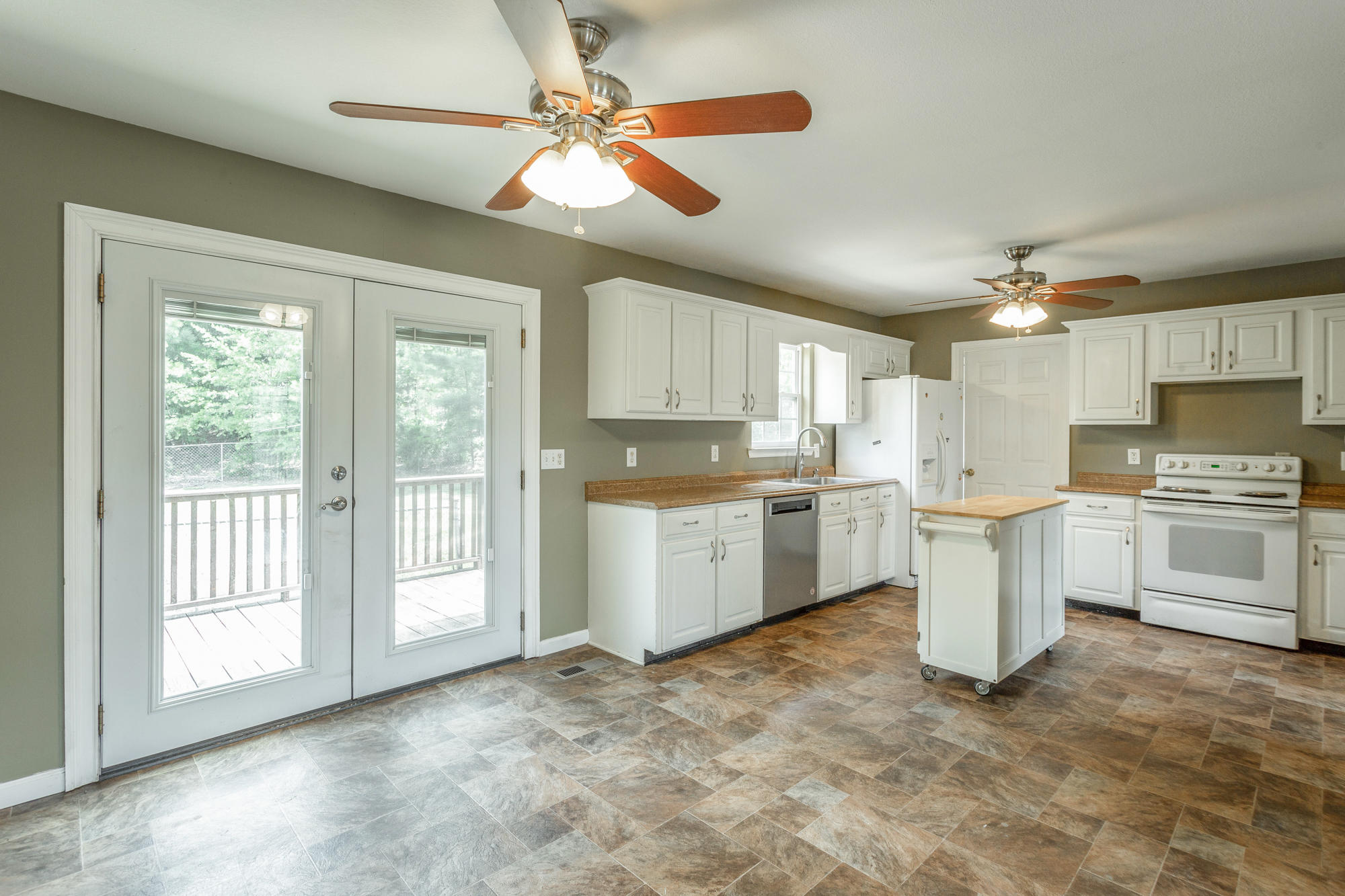 51 North Ridge Drive LaFayette, GA 30728 - Photo 9 of 29 9. 51 N Ridge Dr. HD-17