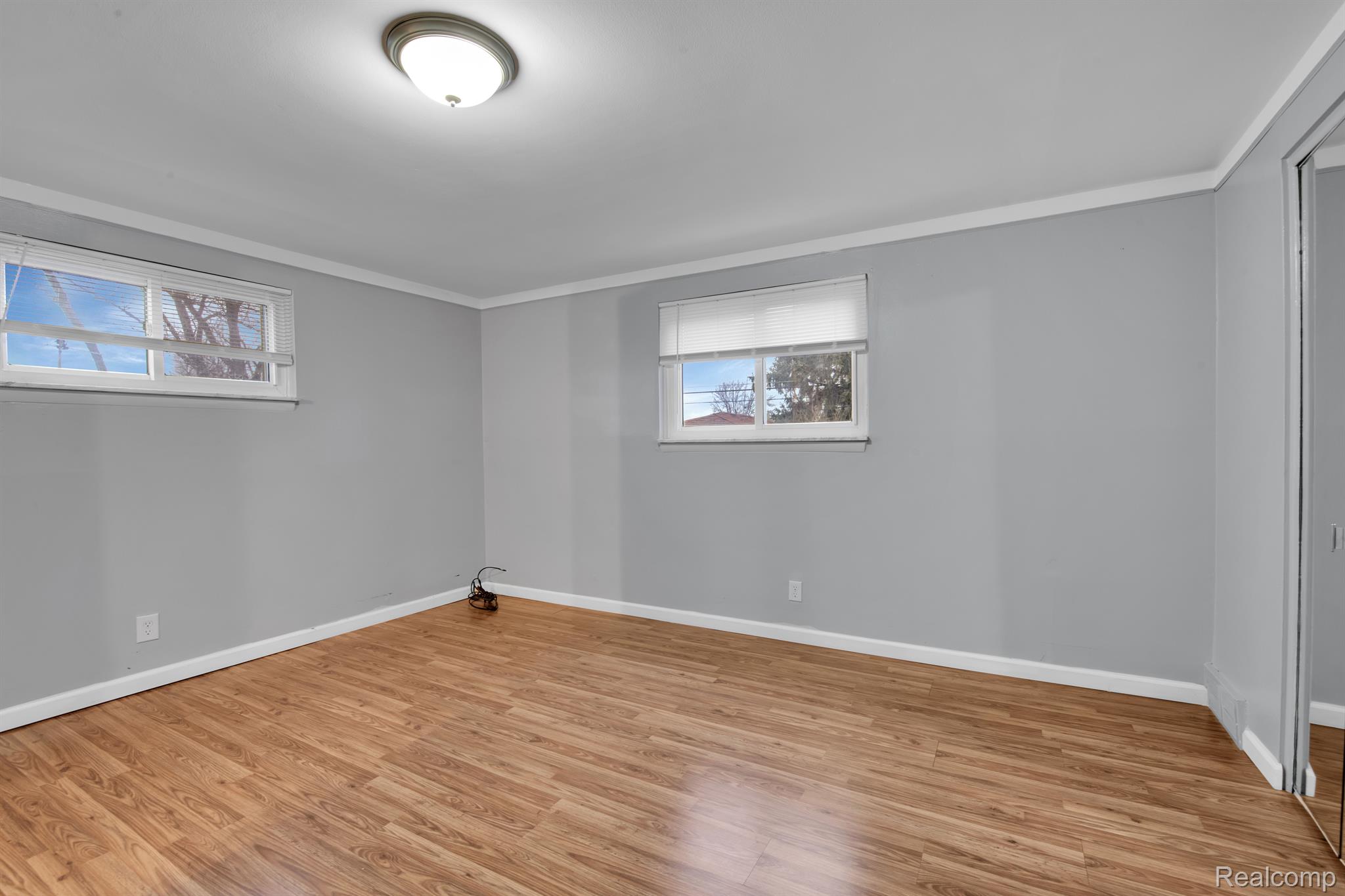 4667 East Thirteen Mile Road Warren, MI 48092 - Photo 17 of 31 Gallery Image 17
