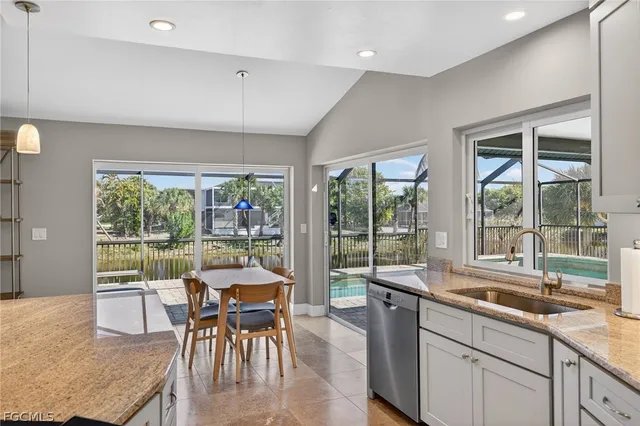 $995,000 | 686 Emeril Court, Sanibel, FL 33957