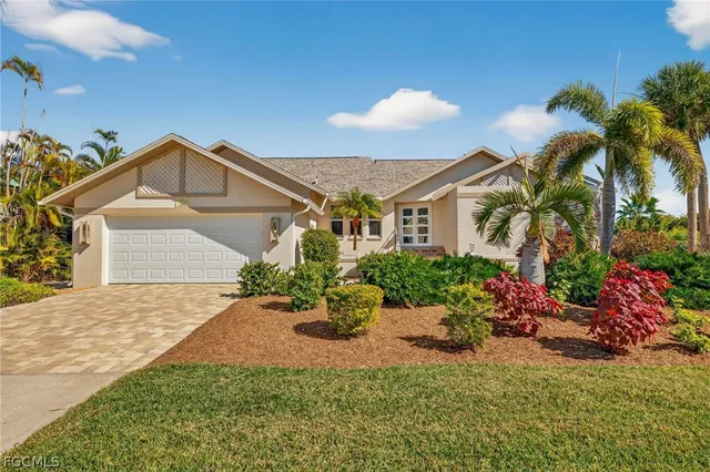 $995,000 | 686 Emeril Court, Sanibel, FL 33957