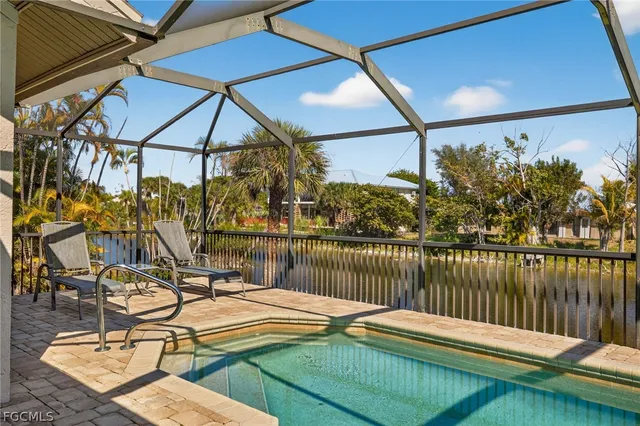 $995,000 | 686 Emeril Court, Sanibel, FL 33957