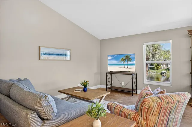 $995,000 | 686 Emeril Court, Sanibel, FL 33957