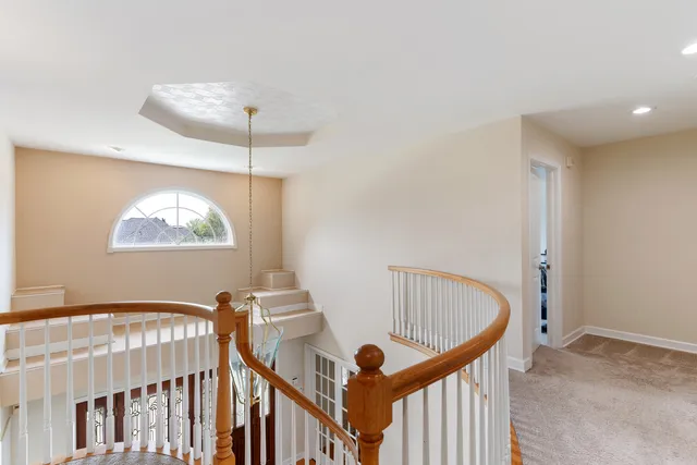 a view of entryway with a window