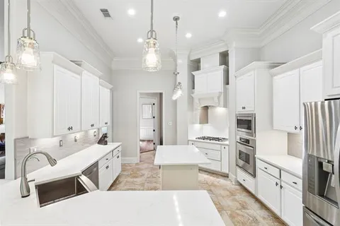 $625,000 | 205 Grande Maison Boulevard, Mandeville, LA 70471