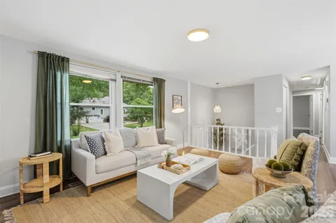 $600,000 | 716 Regency Drive, Charlotte, NC 28211