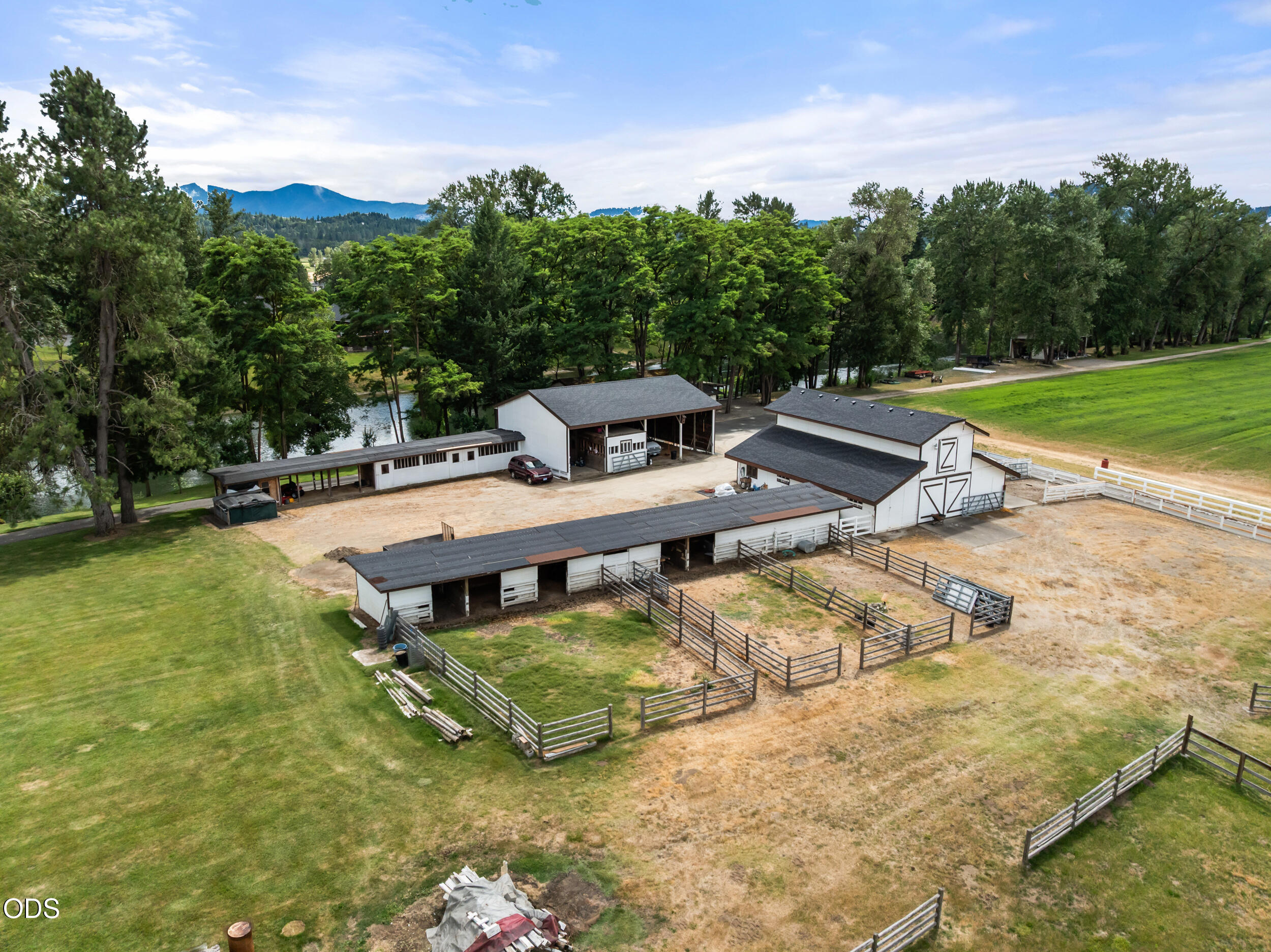 5061 Lower River Road Grants Pass, OR 97526 - Photo 59 of 63