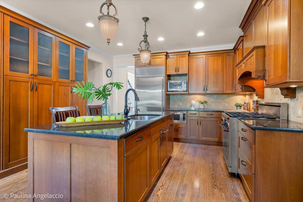 1507 Guthrie Drive Inverness, IL 60067 - Photo 11 of 45