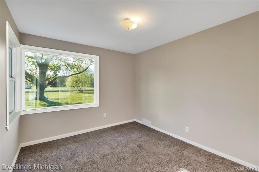2400 Ida Maybee Road Monroe, MI 48162 - Photo 26 of 38